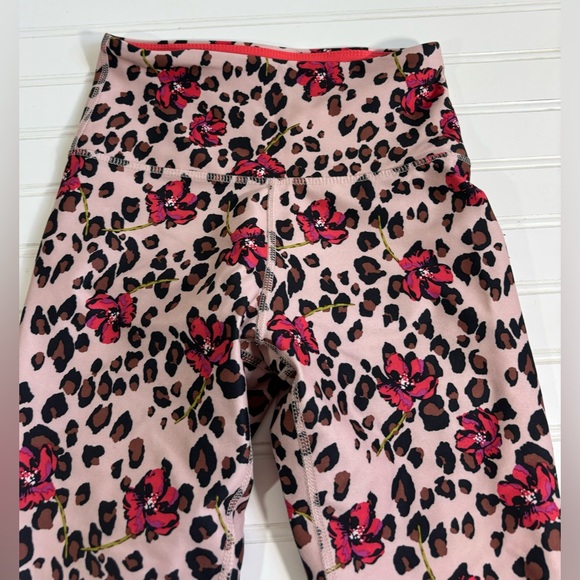 Wildfox Sweat Leopard Print Floral High Waisted Leggings Athletic Womens Small - Picture 5 of 13